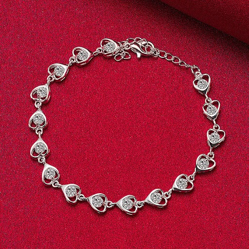 Women’s 925 Sterling Silver Radiant Heart Link Bracelet