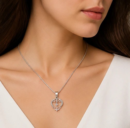 Vintage Filigree Enchanted Heart Pendant 