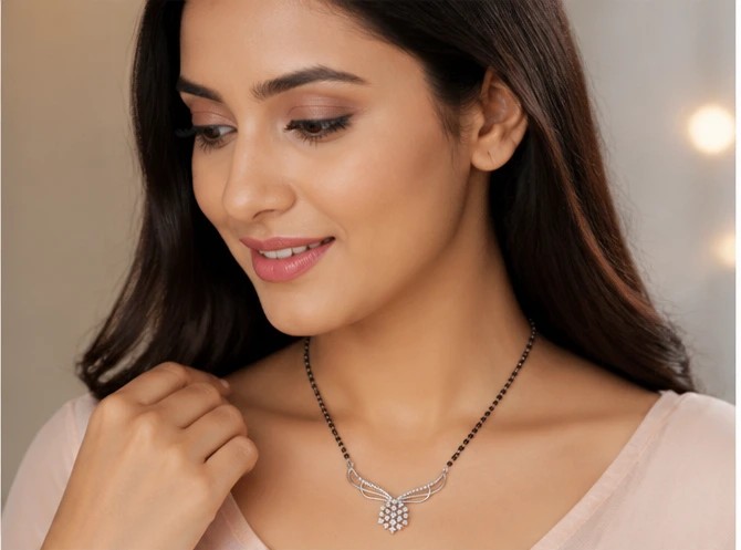 Floral Wings: Silver Lattice Drop Mangalsutra