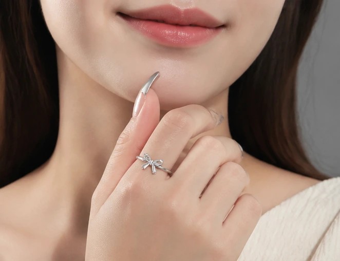 StellaBow 925 Sterling Silver Minimalist Crystal Bowknot Stackable Ring